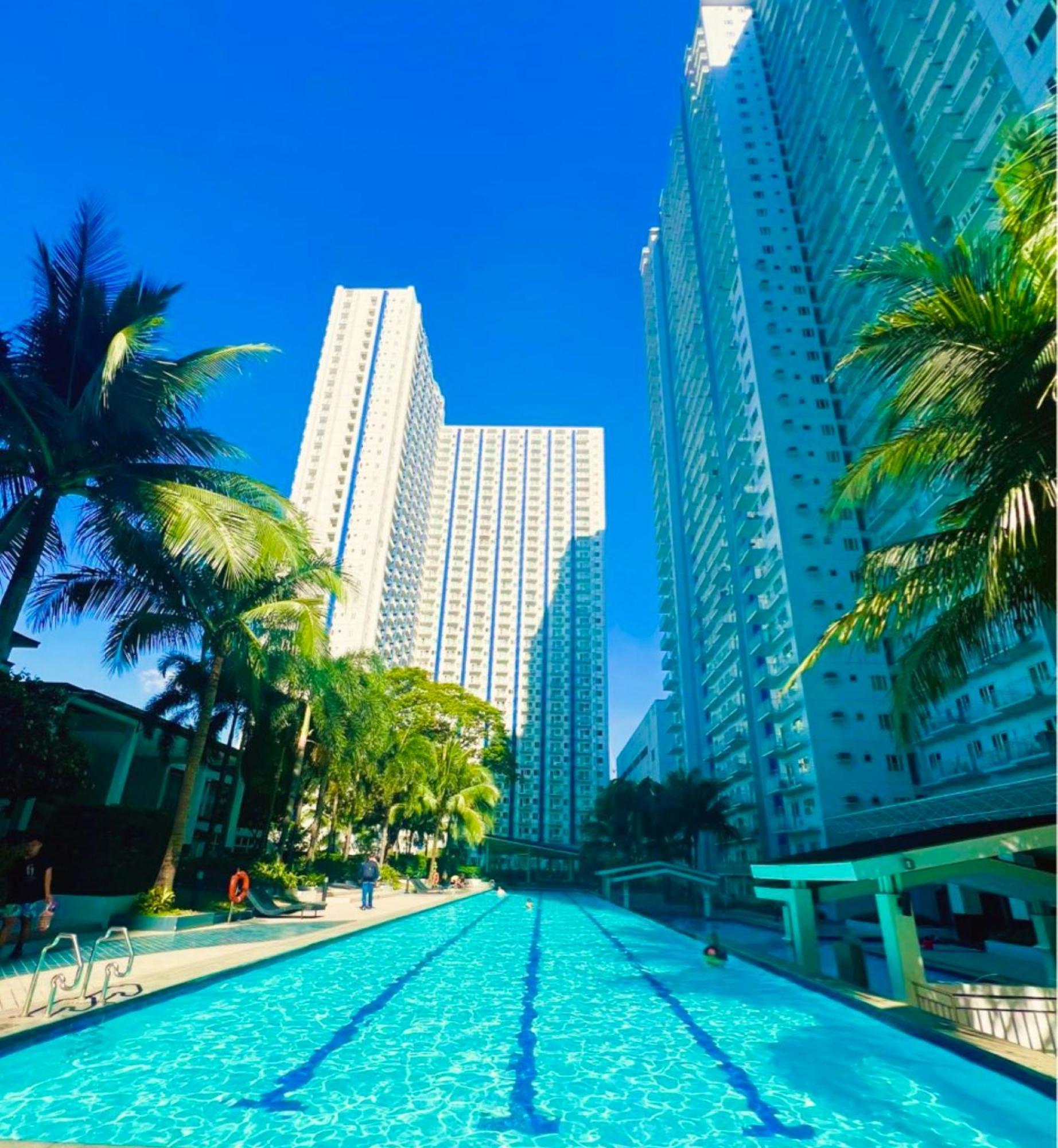 Grass Residences Tower 5 Sm North Qc Manila Exteriör bild